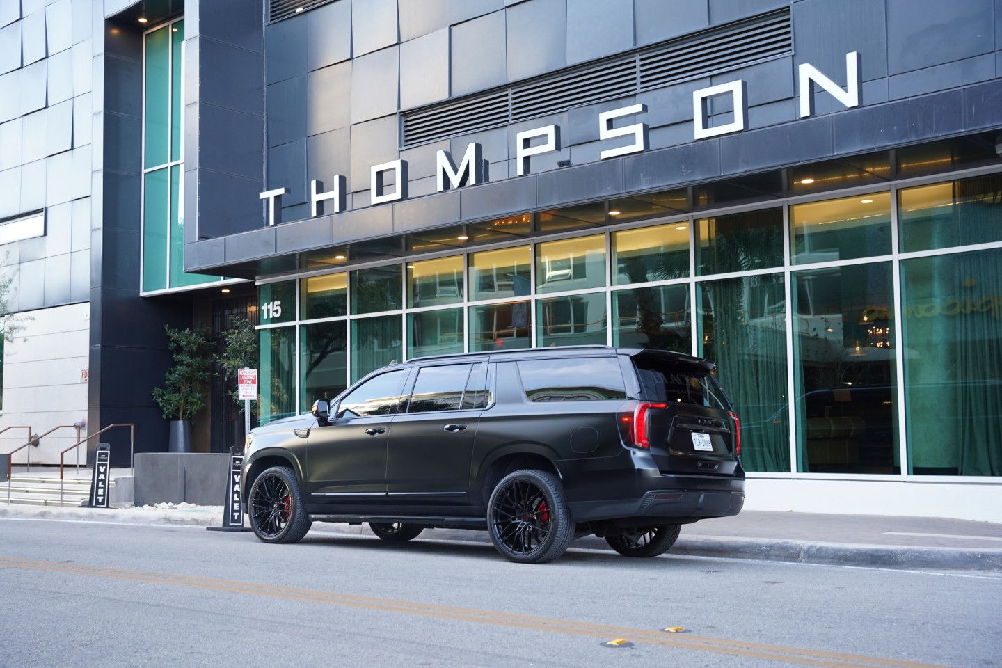 Black LIne Chauffeur Co. Chauffeur Services